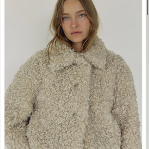 Boheme faux shearling cropped coat. S/M. NWOT.